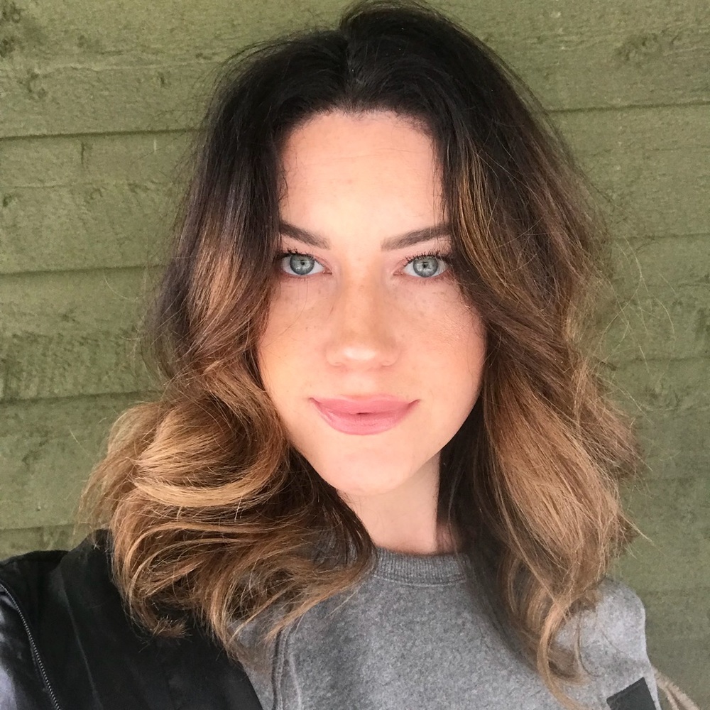 Meet your Posher, Brooke